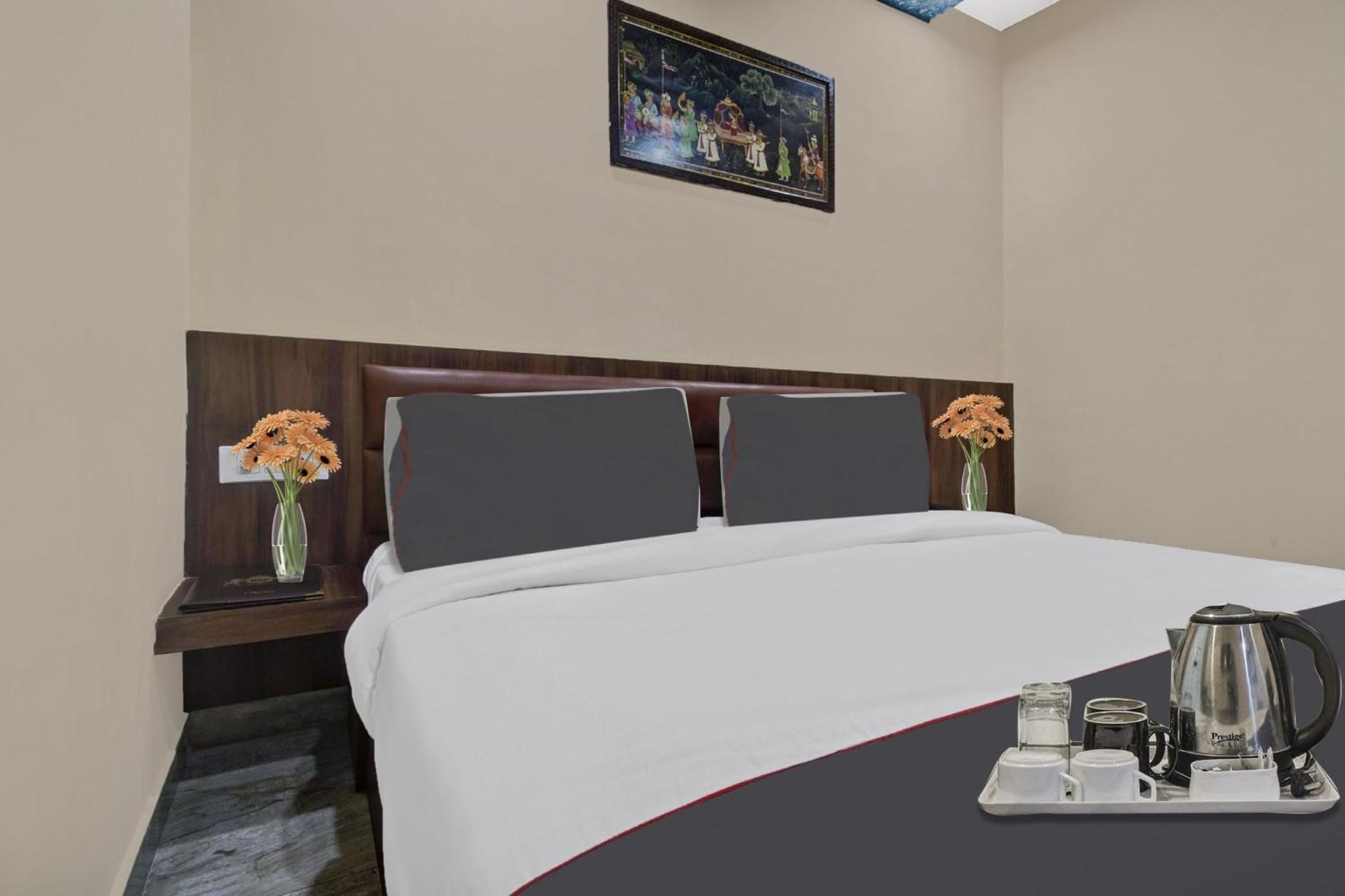 Hotel Ratan Palace By Select ชัยปุระ ภายนอก รูปภาพ