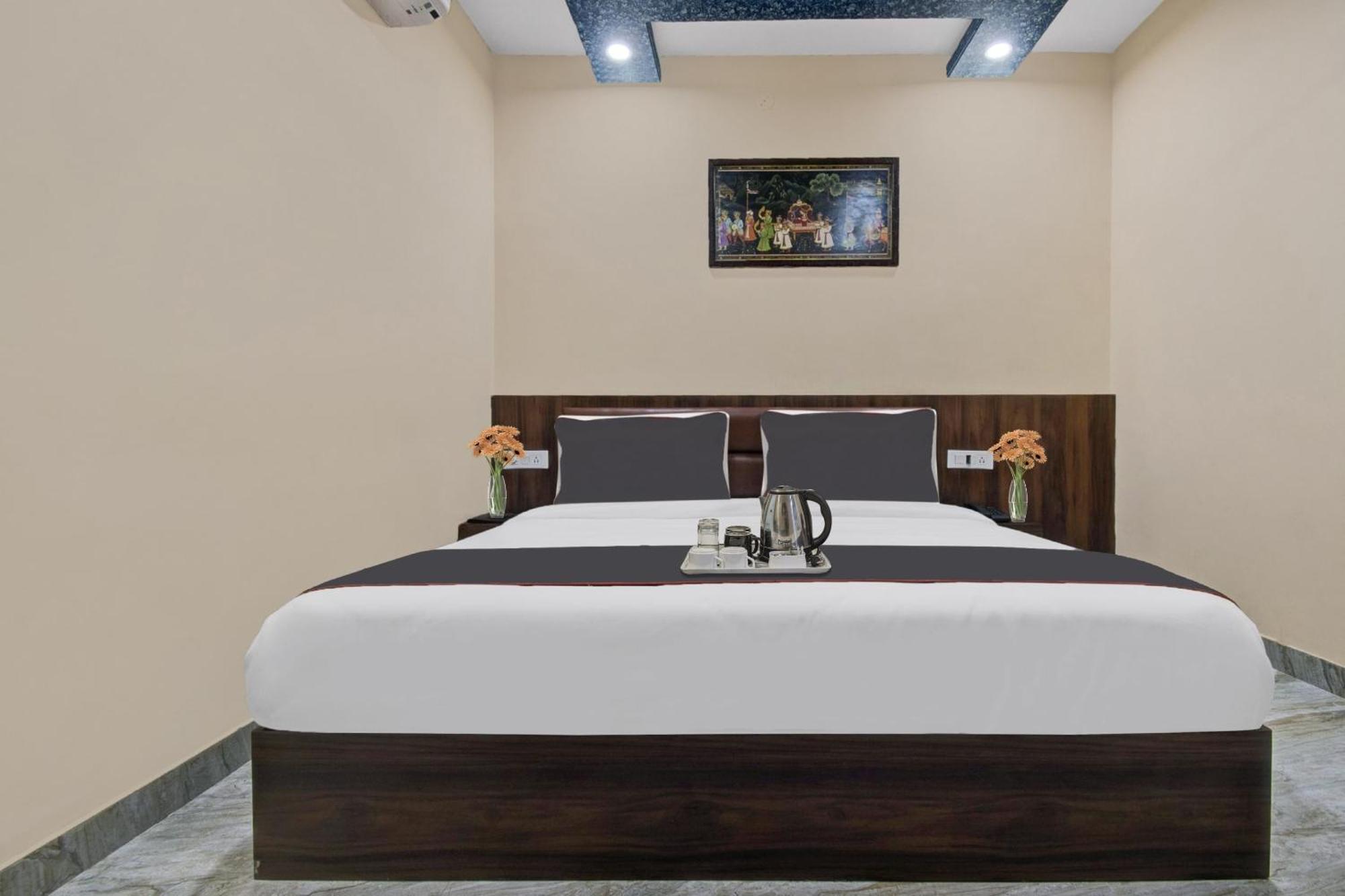 Hotel Ratan Palace By Select ชัยปุระ ภายนอก รูปภาพ